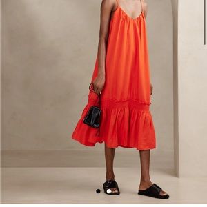 NEVER BEEN WORN! Charlize Linen Midi Dress